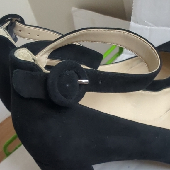 Marc Fisher Mfion Black Suede Block Heel Pumps New - Picture 10 of 17